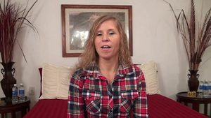 Desperate Amateurs Channel: Desperate Vivian Lavey