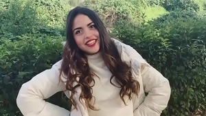 Puta Locura - Dafne Robinson exposing natural tits in public