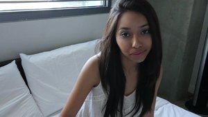 Sis Loves Me: Jasmine Summers feels the need for loud sex