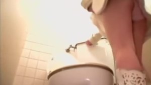 Hot asian teen really enjoys voyeur fucking hard in toilet
