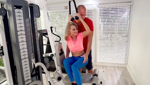 DontBreakMe - Surprise fucking hard starring Pressley Carter
