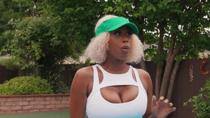 Brazzers: Blonde Bubble Butt Bitches Play