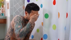 Biggest Cocks Filling Mouths & Pussies in Glory Hole